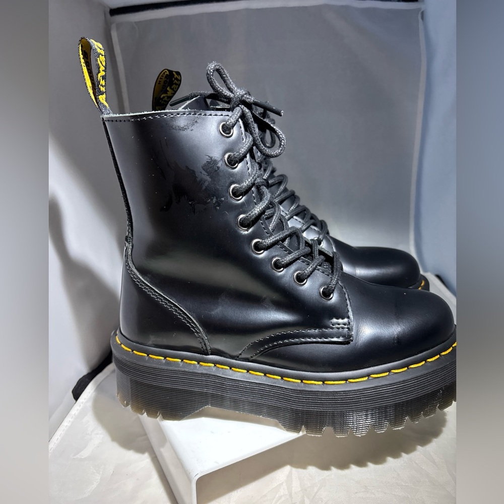 Dr. Martens Black Lace-Up Boots Jadon M5 W6 - Picture 2 of 6